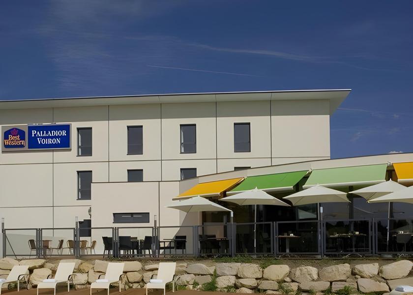 Auvergne-Rhône-Alpes Voiron Hotel Exterior