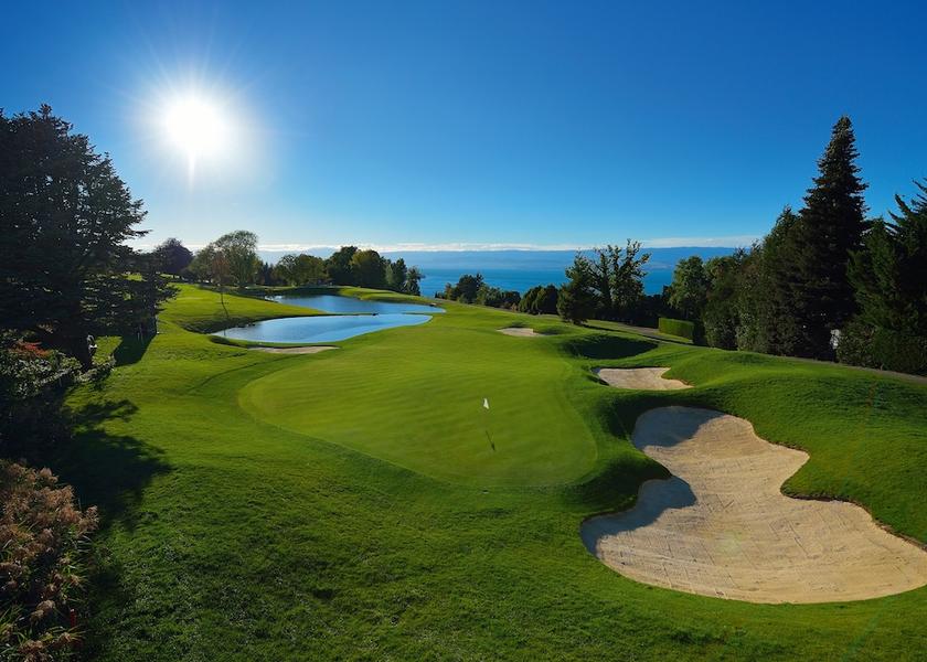 Auvergne-Rhone-Alpes Neuvecelle Golf