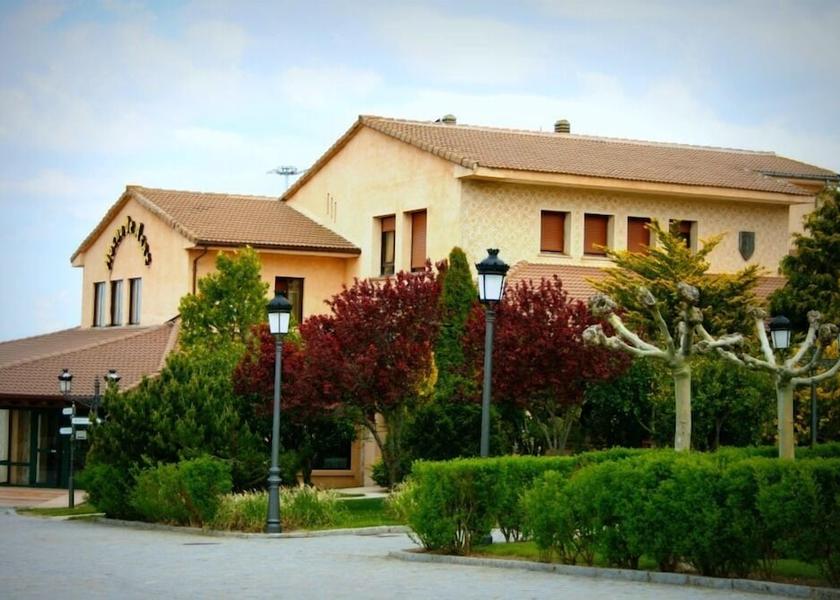 Castile and León Santo Tome del Puerto Property Grounds