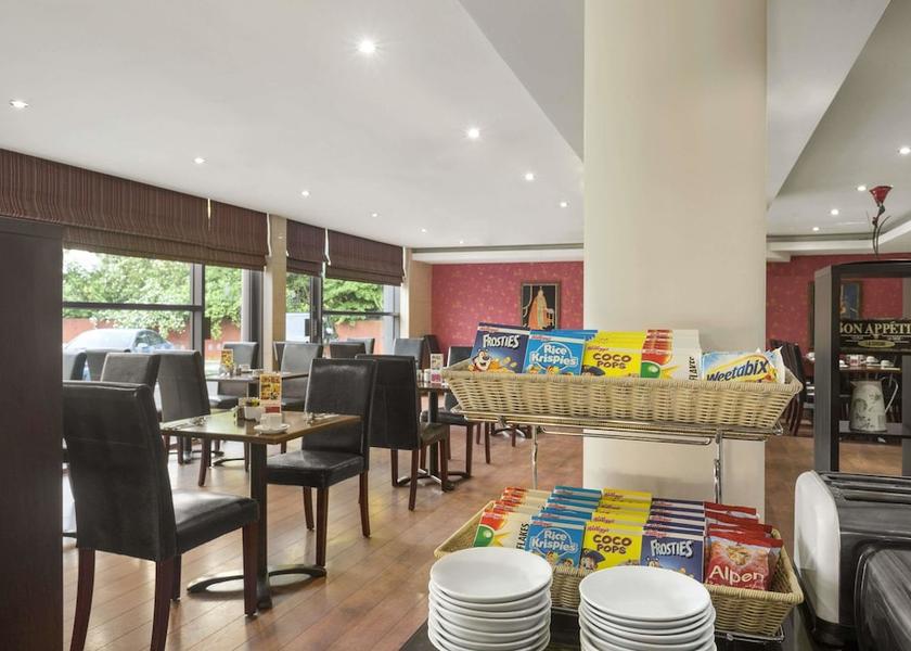 England Oldbury Breakfast area