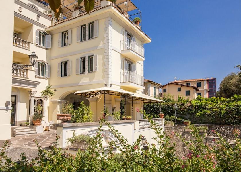 Lazio Castel Gandolfo Facade