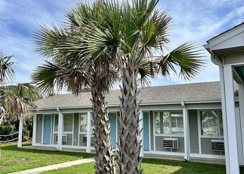 North Carolina Emerald Isle Exterior Detail