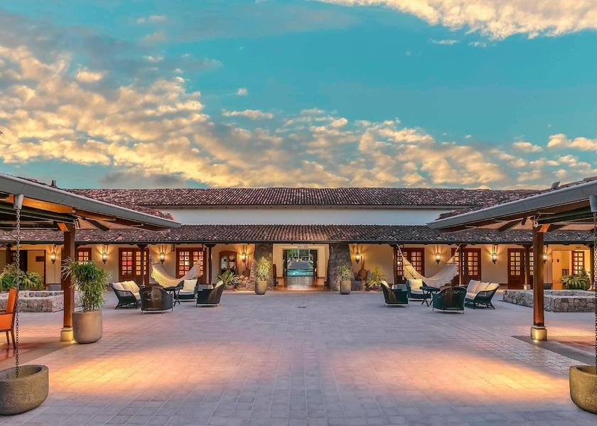 Guanacaste Pinilla Lobby