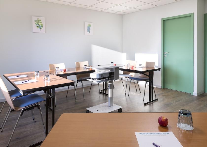 Auvergne-Rhone-Alpes Aix-Les-Bains Meeting Room