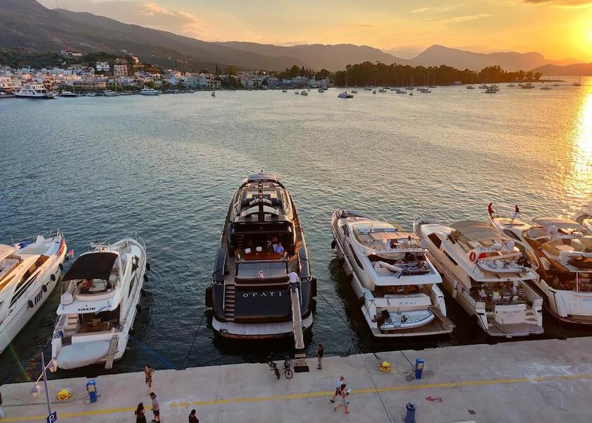 Attica Poros Lake