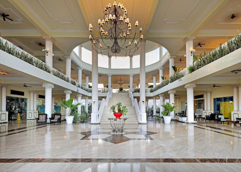 Saint James Lucea Lobby