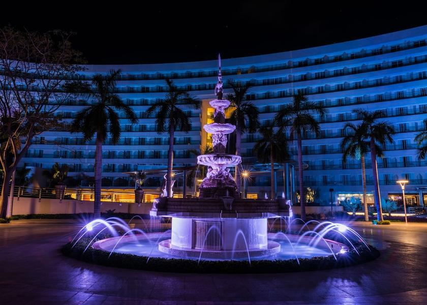 Guerrero Acapulco Hallway