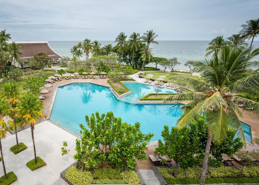 Phetchaburi Province Cha-am Exterior