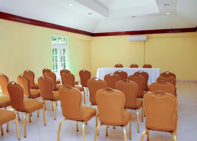 Westmoreland Negril Meeting Room