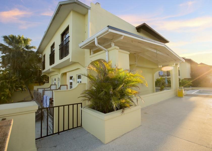 Westmoreland Negril Interior Entrance