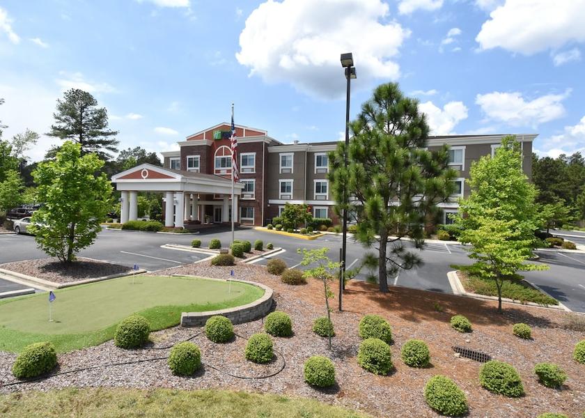 North Carolina Southern Pines Exterior Detail