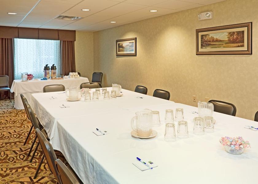 North Carolina Southern Pines Meeting Room