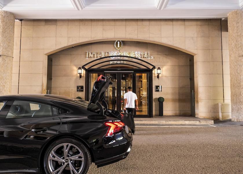  Mzaar Kfardebian Exterior Detail