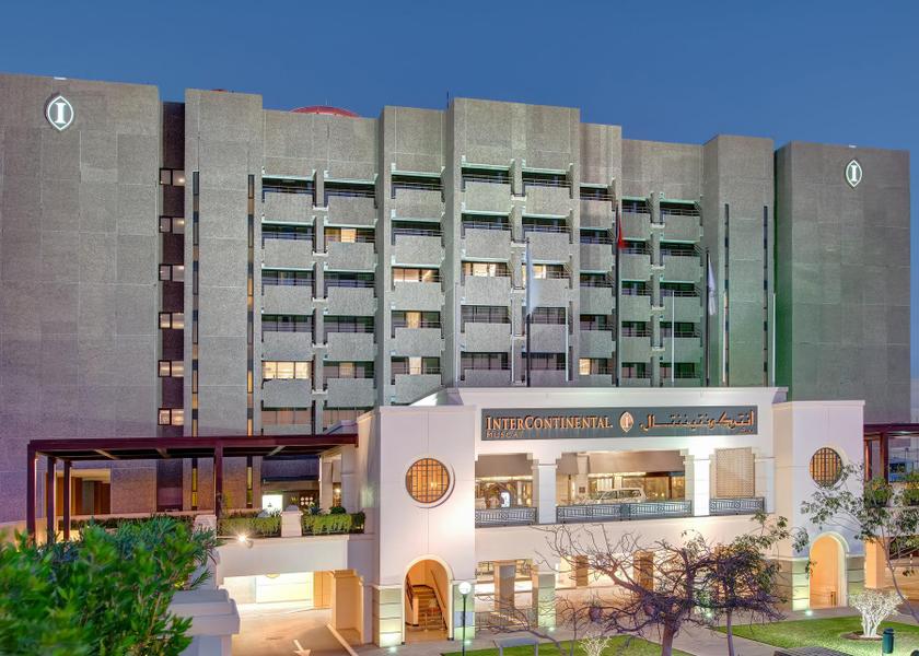  Muscat interior view