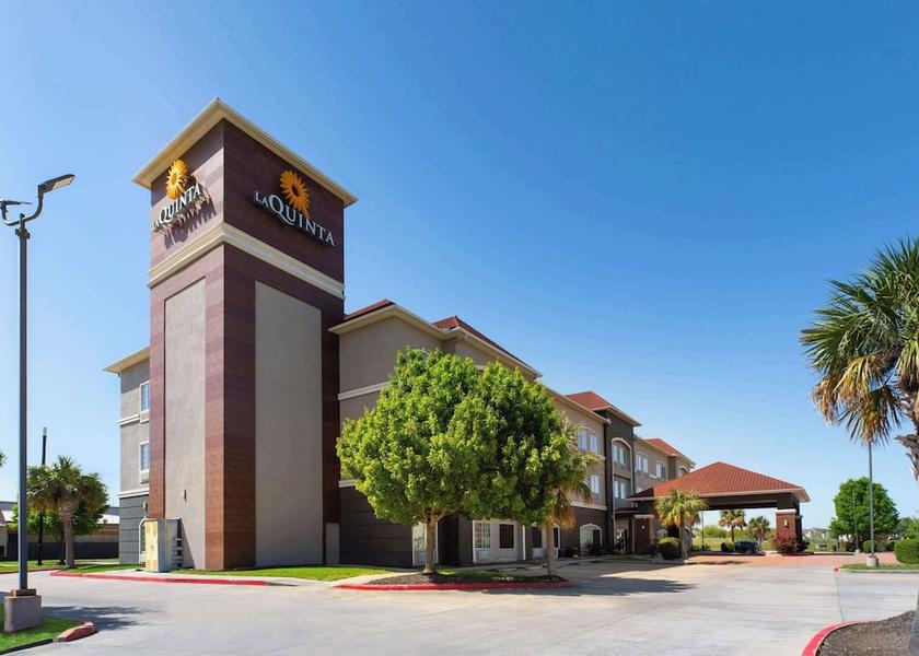 Texas Deer Park Exterior Detail