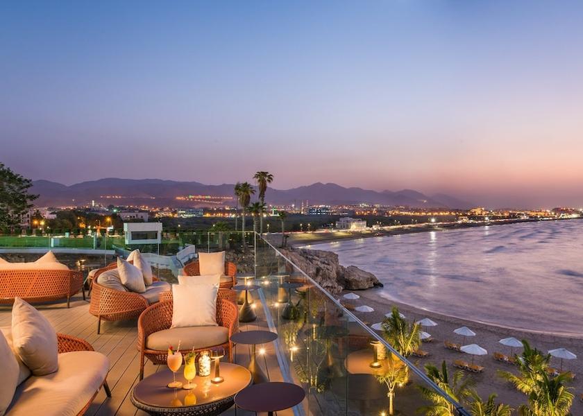  Muscat Bar