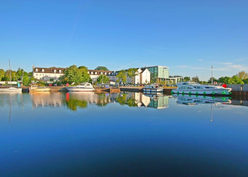  Athlone Lake
