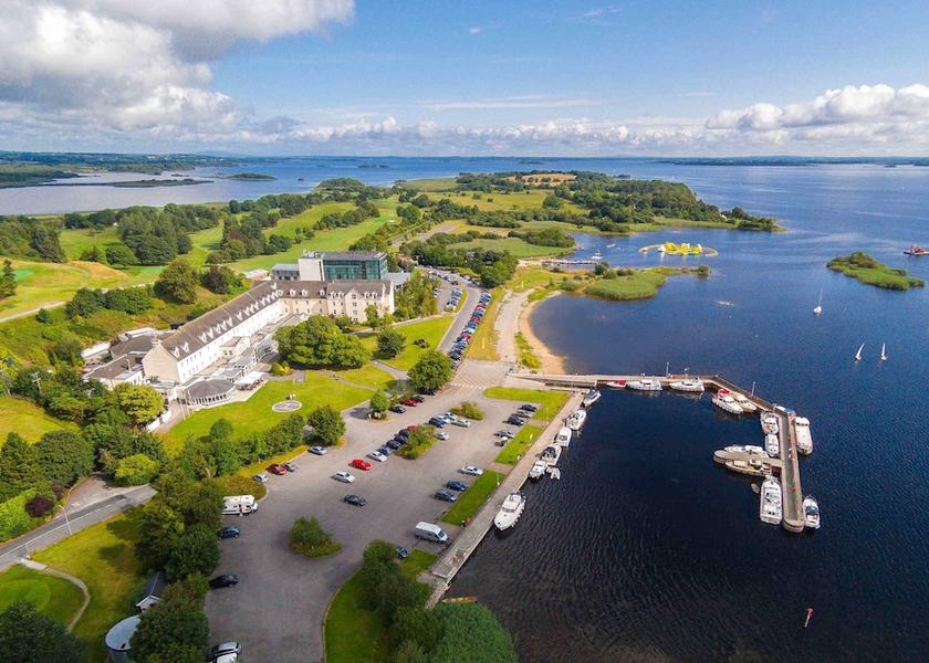  Athlone Exterior