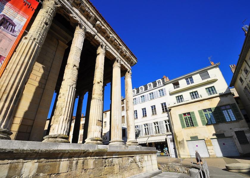 Auvergne-Rhone-Alpes Chasse-sur-Rhone Exterior Detail