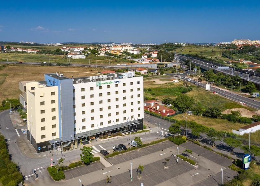  Oeiras Exterior