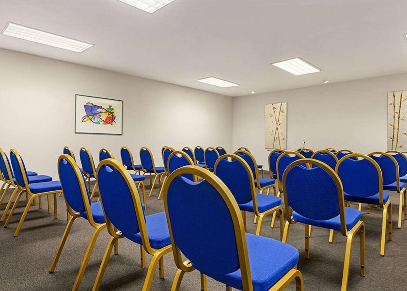 Community of Madrid Tres Cantos Meeting facility