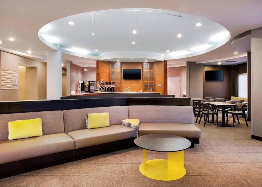 Connecticut Windsor Locks Bar