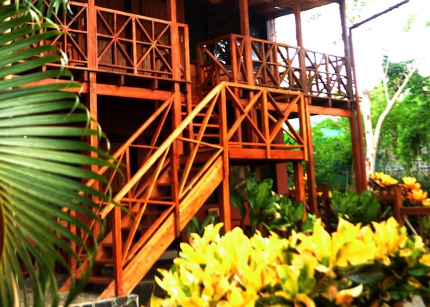 Guanacaste Tamarindo Interior Entrance