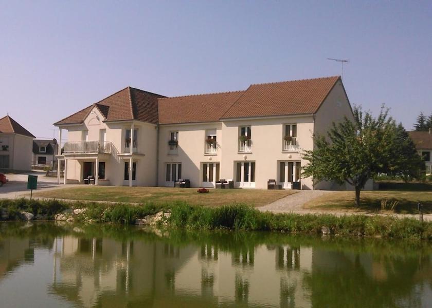 Centre-Loire Valley Bracieux Exterior Detail