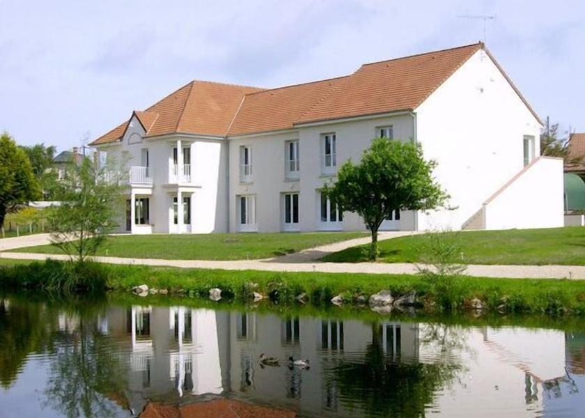 Centre-Loire Valley Bracieux Exterior Detail