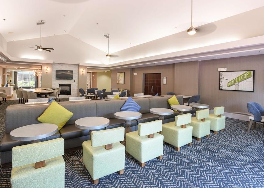Kentucky Florence Lobby