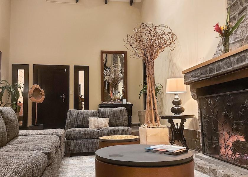 Chiriqui Boquete Lobby