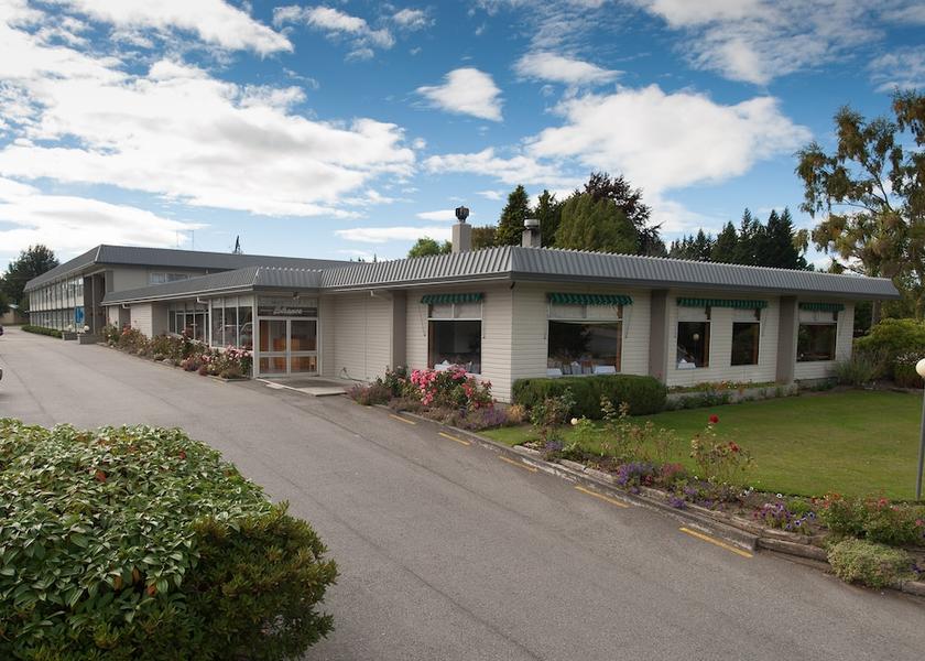 Southland Te Anau Exterior
