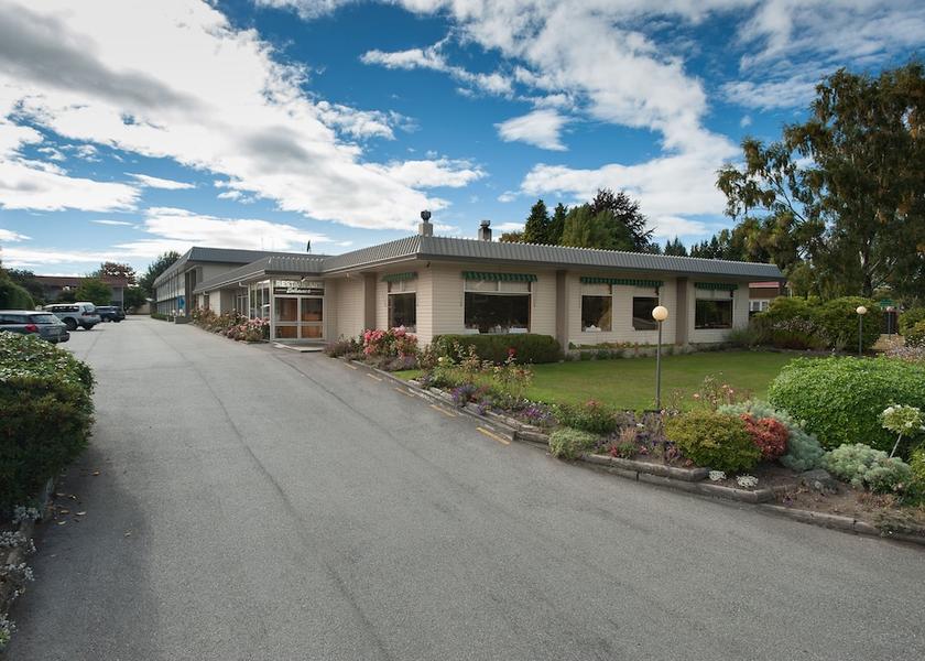 Southland Te Anau Exterior