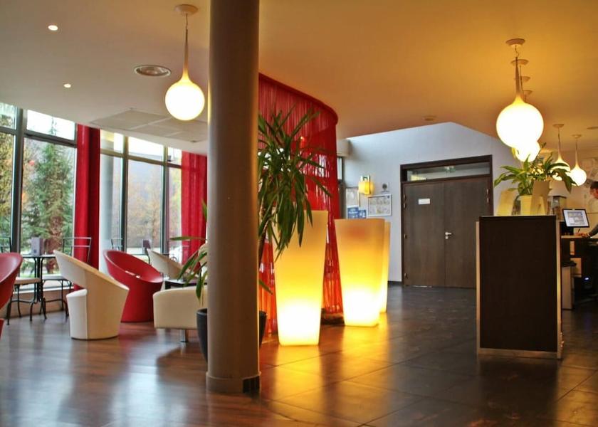 Grand Est Charleville-Mezieres Lobby