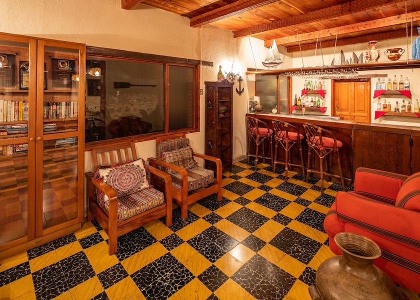 Sololá Panajachel Bar (on property)
