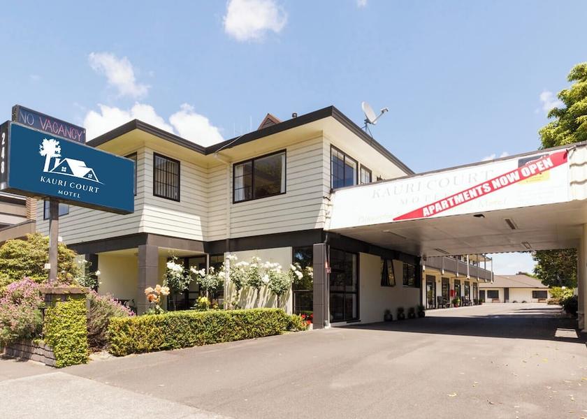 Manawatū-Whanganui Palmerston North Facade