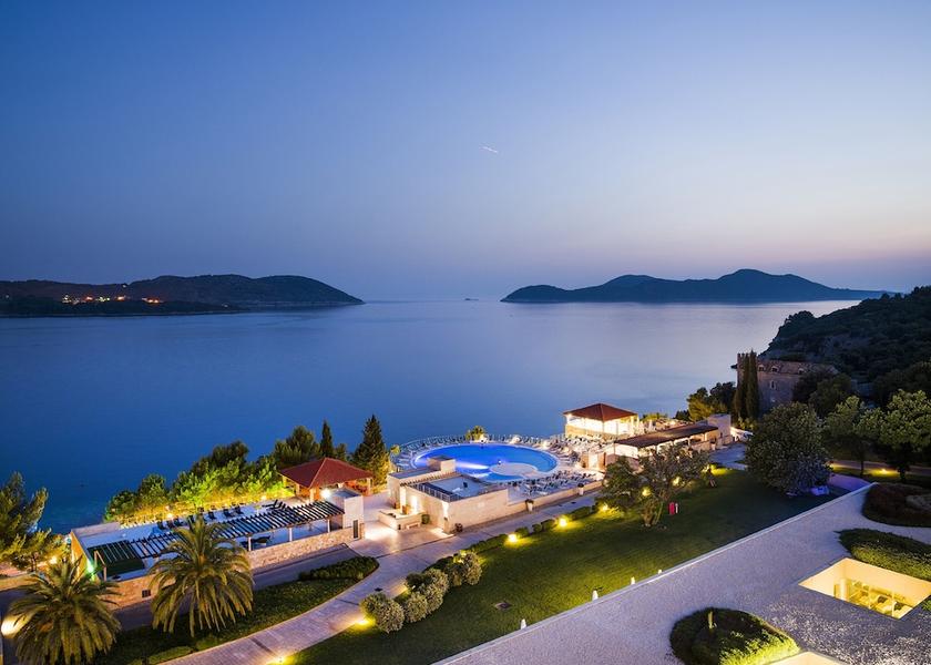 Front of property - evening/night