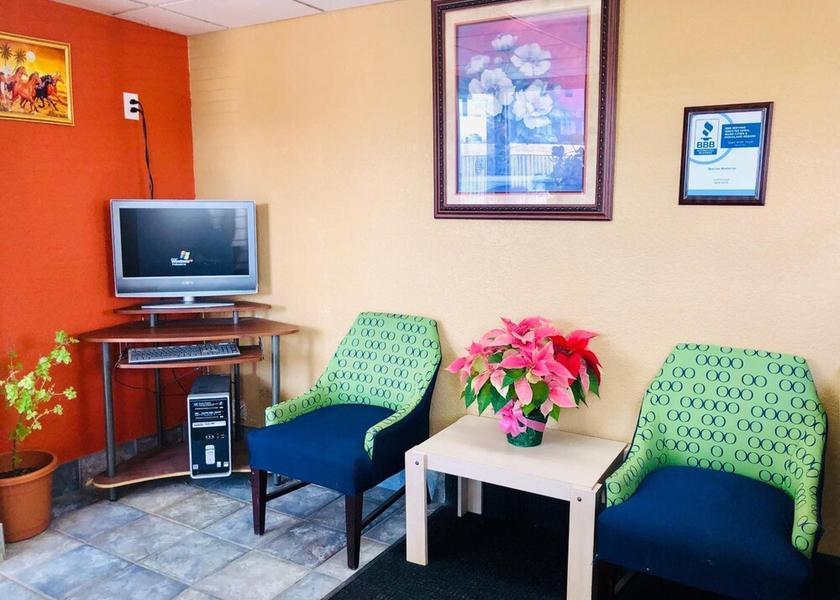 Iowa Moline Living Area