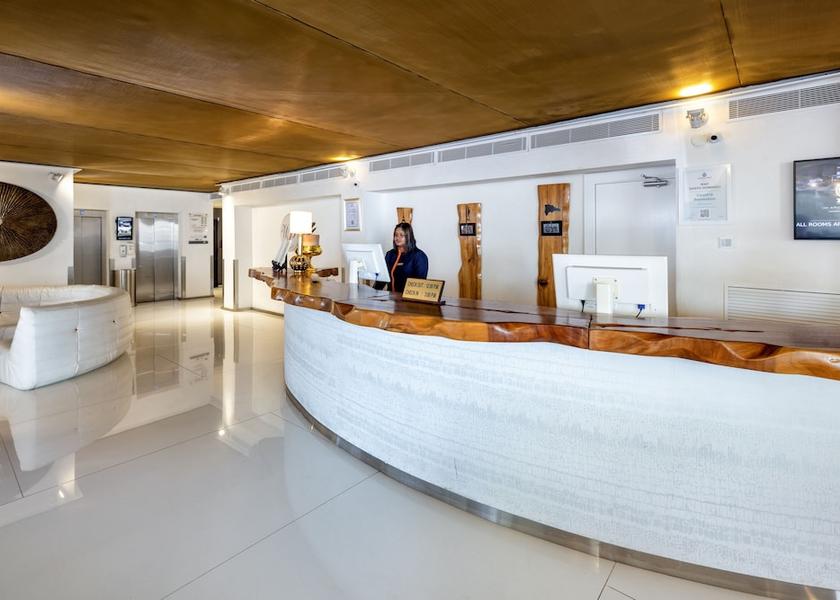 Santo Domingo Santo Domingo Reception