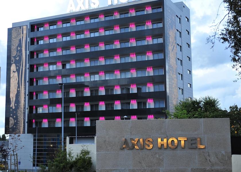 Porto Matosinhos Front of property