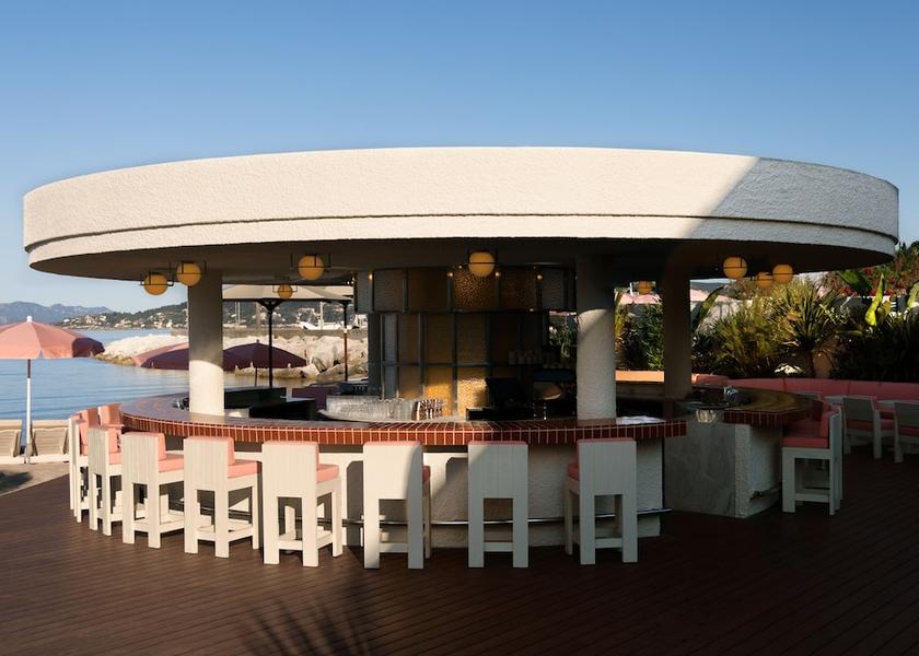 Provence - Alpes - Cote d'Azur Antibes Bar