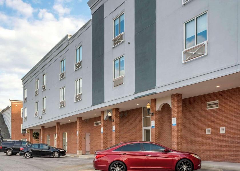 Maryland Leonardtown Exterior Detail