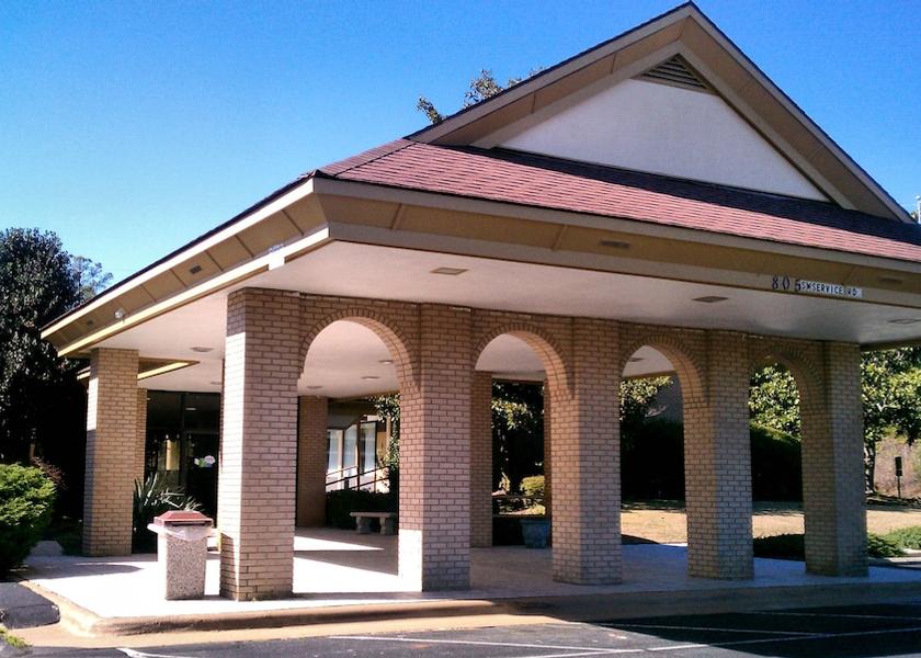 North Carolina Southern Pines Front of property