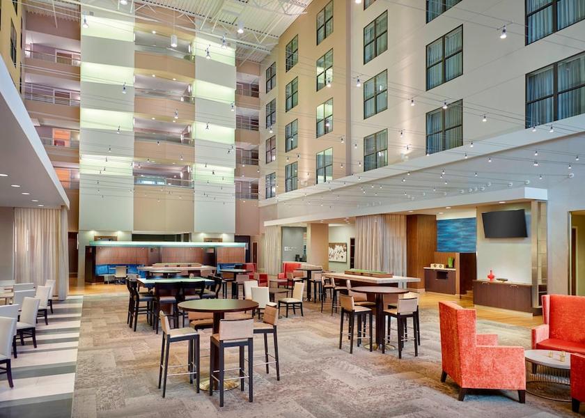 Georgia Decatur Lobby