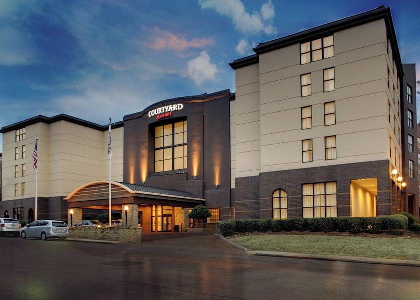 Georgia Decatur Exterior Detail