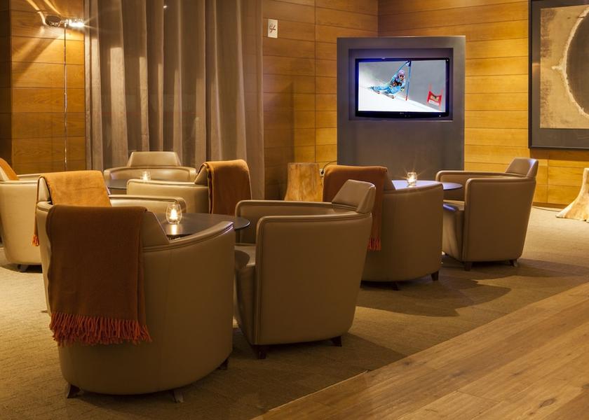 Catalonia Naut Aran Lounge
