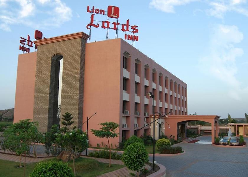 Gujarat Rajula Hotel Exterior