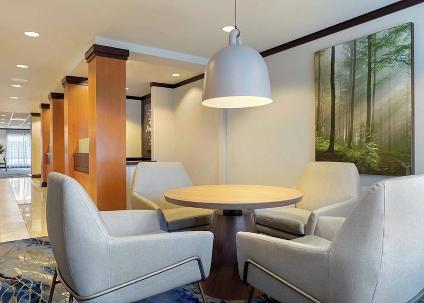 Illinois Rockford Lobby