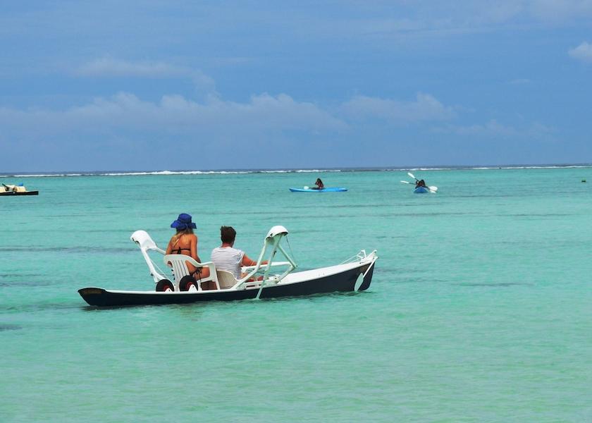  Rarotonga Boating