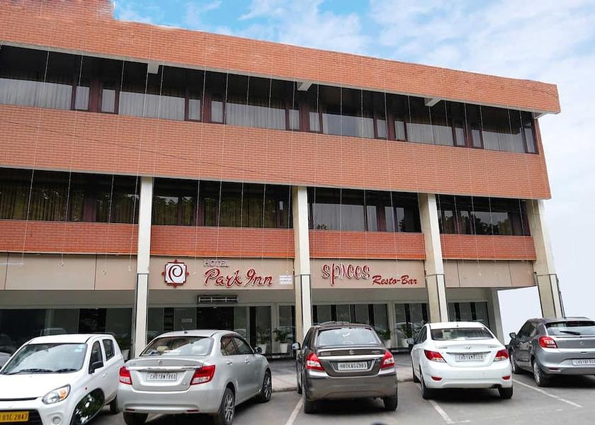 Punjab Chandigarh Hotel Exterior